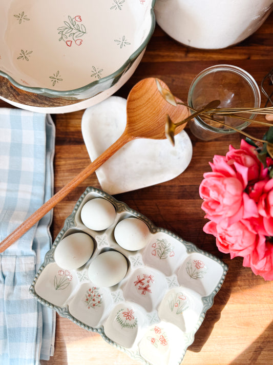 Camellia Egg Holder