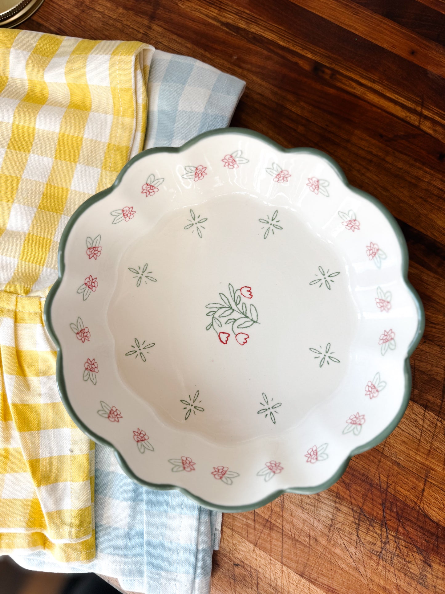 Camellia Large 8 inch bowl